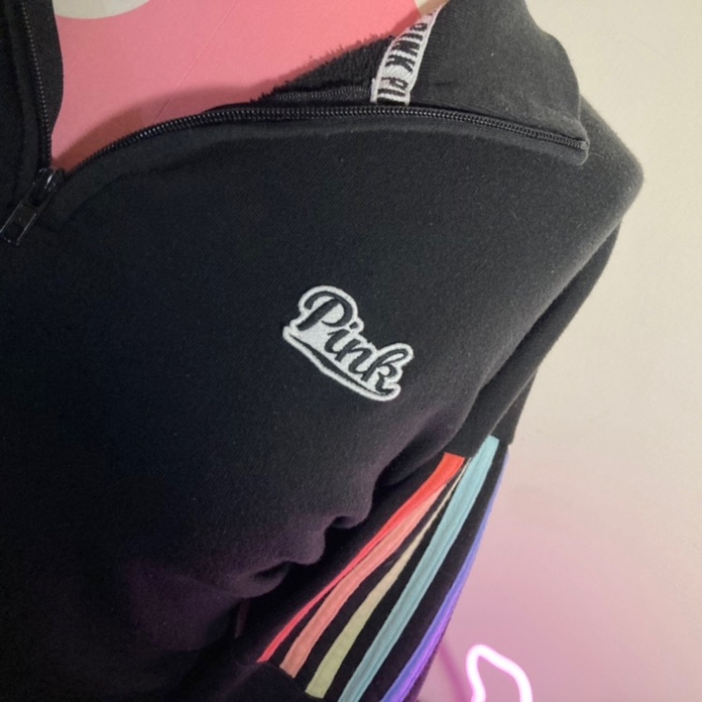 Victoria’s Secret Pink Quarter Zip Pullover Hoodie Rainbow Pride Logo Retro Y2K - Picture 7 of 15